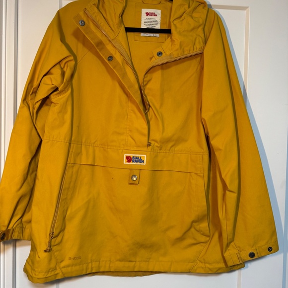 Fjällräven Women’s Vardag Anorak – Mustard Yellow, Size Small - Picture 8 of 9